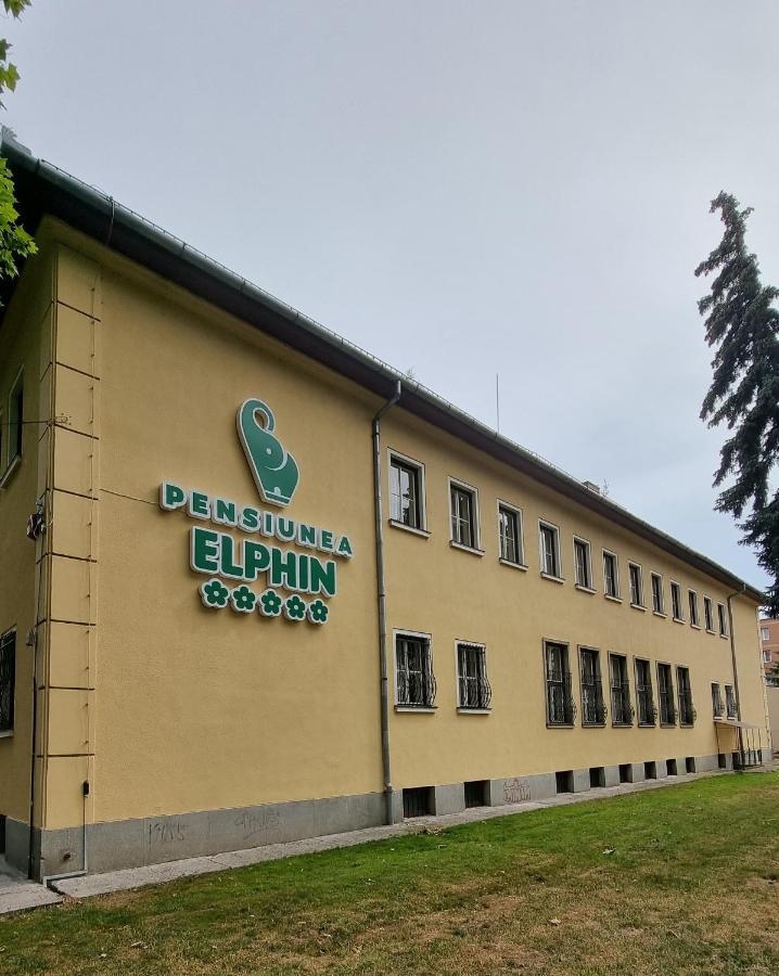 Pensiunea Elphin Targu Mures Exterior foto